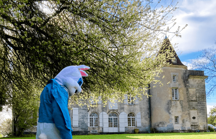 easter in france, easter bunny outside chataeu meyfrenie verteillac dordogne